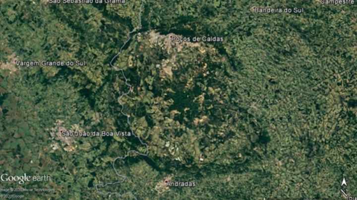 O vulcão secreto que fica na fronteira entre São Paulo e Minas Gerais