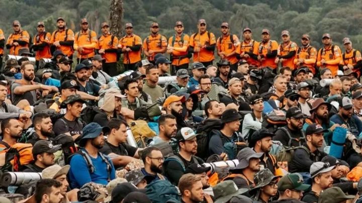 Nasce um Exército: A Ascensão dos Legendários