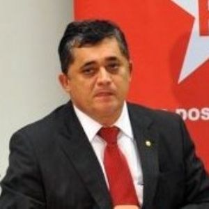 José Guimarães