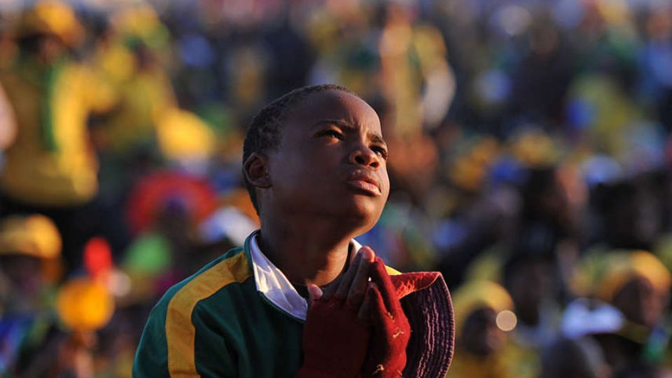 As promessas feitas para a África do Sul também eram muito parecidas com as feitas por aqui, segundo o documento