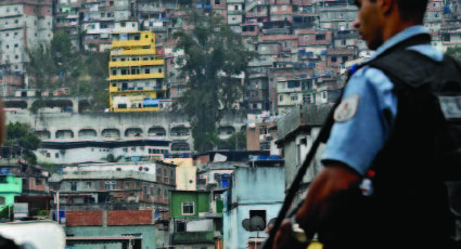 Uma polícia pouco pacificadora