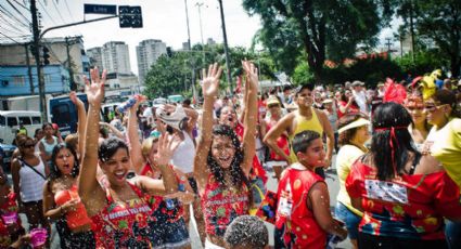 Marchinhas de carnaval ironizam cenário político do Brasil