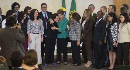 Dilma se emociona ao instalar comitê de combate à tortura