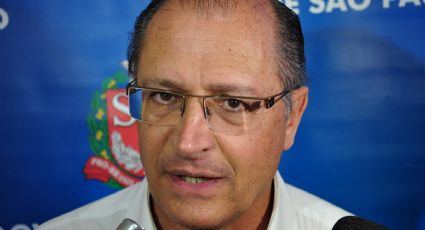 Governo Alckmin diz que Suplicy "tumultuou" reintegração de posse em SP