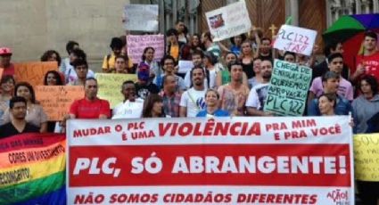 Projeto que criminaliza a homofobia será arquivado pelo Senado