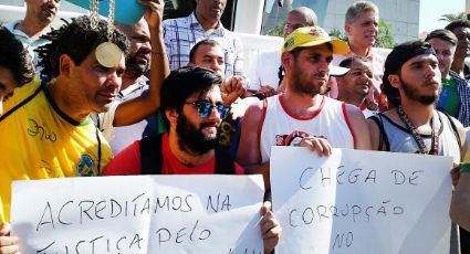 Manifestação de ex-jogadores na porta da CBF pede mudança na entidade