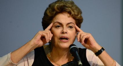 "FHC foi um gestor exemplar. De racionamento", diz Dilma a blogueiros