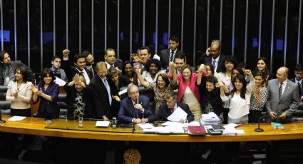 Câmara aprova pena maior para feminicídio