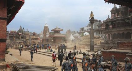 Novo tremor atinge Nepal; mais de 2.200 mortes já foram registradas