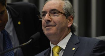 Cunha responde a manifestantes contra terceirização: 'me estimula a votar mais' 