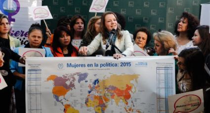 Sem cotas para mulheres, bancada feminina se nega a votar reforma política