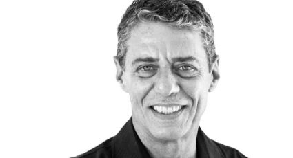 Disco com canções de compositores santistas terá participação de Chico Buarque