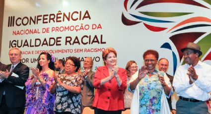 Dilma: "O Brasil não aceita viver com intolerância e preconceito" 