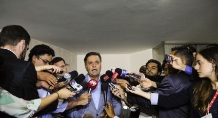 Como governador de MG, Aécio usou 124 vezes aviões oficiais para ir ao Rio