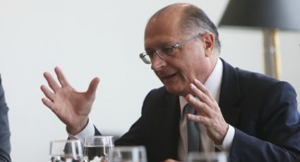 Alckmin culpa governo federal por irregularidades na merenda escolar de SP