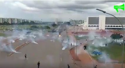 De novo, PM reprime quem protesta contra a PEC 55 em Brasília