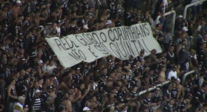 No Itaquerão, PM censura faixa: "Rede Globo, o Corinthians não é seu quintal"