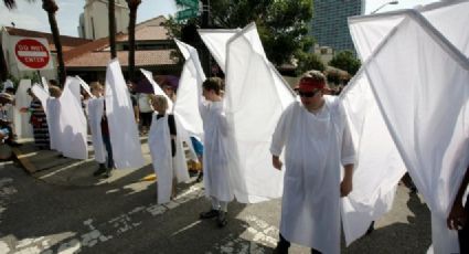 "Anjos da Guarda" impedem protesto homofóbico em funeral de vítima de Orlando