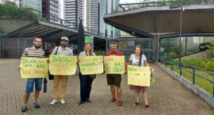 No aniversário de São Paulo, centenas fazem ato contra a privatização de bibliotecas promovida por Doria