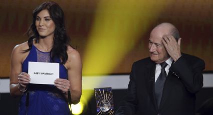 Acusado de assédio sexual, Blatter ataca Hope Solo