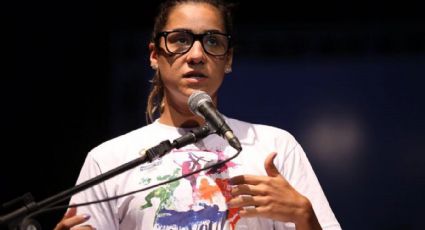 Nadadora Joanna Maranhão se filia ao PSOL