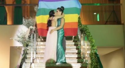 VÍDEO: O emocionante protesto de lésbicas contra a homofobia em baile de formatura