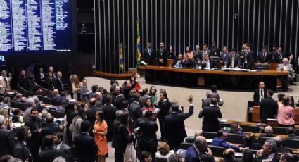 URGENTE: Após derrota, Maia tenta votar novamente regime de urgência da reforma trabalhista