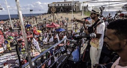 AO VIVO: Milhares gritam Fora Temer no Farol da Barra em Salvador