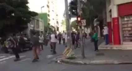 Vídeos mostram o momento em que skatistas foram atropelados hoje em São Paulo