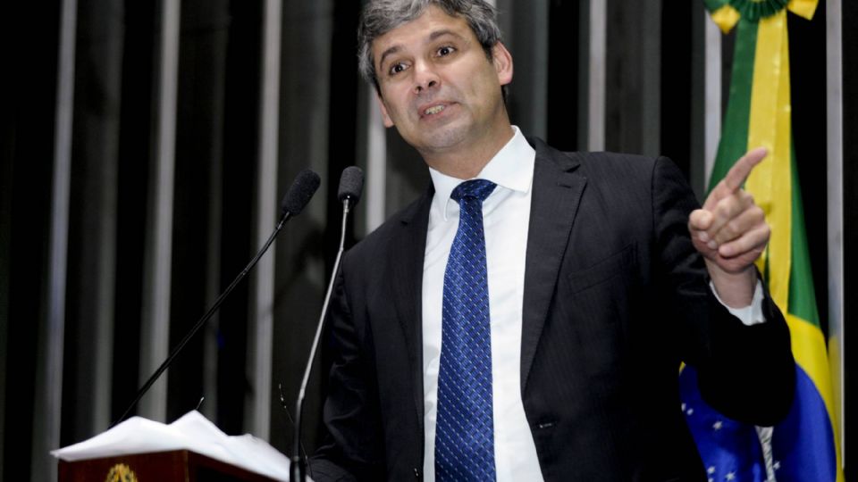 Plenário do Senado Federal durante sessão não deliberativa ordinária.

Em discurso, senador Lindbergh Farias (PT-RJ). 

Foto: Waldemir Barreto/Agência Senado