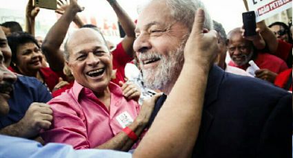 AO VIVO: Lula inicia caravana e é ovacionado na Bahia