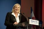 Marine Le Pen empata com Macron na disputa presidencial na França