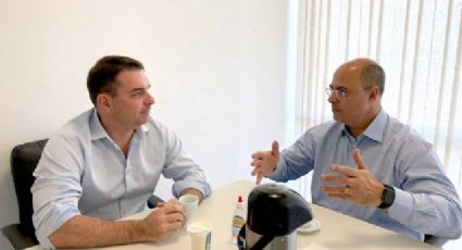 Witzel e Flávio Bolsonaro vão a Israel comprar drone capaz de atirar enquanto sobrevoa uma região