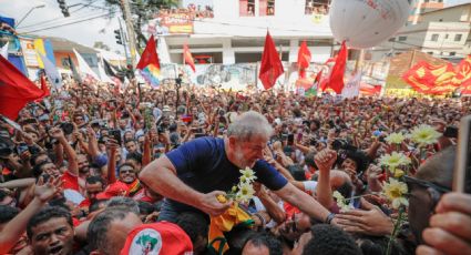 Lula Livre: Acompanhe transmissão ao vivo direto da PF em Curitiba