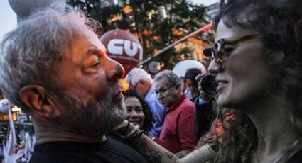 Ana Cañas sai em defesa de Lula: "Tentaram te matar. Eu estarei do seu lado"