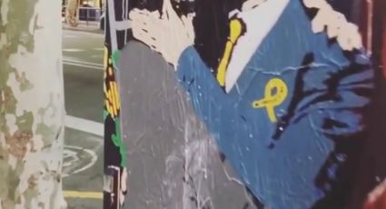 Coletivo desenha Mourinho e Guardiola se beijando em rua de Barcelona