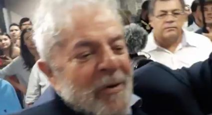 Lula a uma militante que chorava: “Fique tranquila, os justos vencerão”. Veja o vídeo