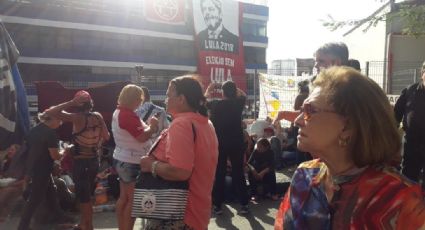 Telma de Souza na porta dos Metalúrgicos: “Tivemos uma grande vitória com a resistência que demonstramos”