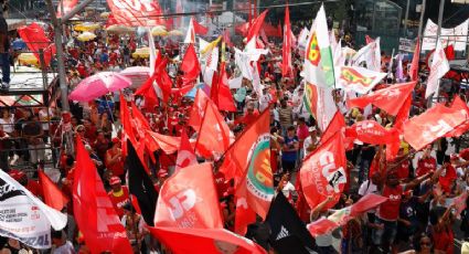 AO VIVO: Tradicional ato do 1º de Maio em São Paulo