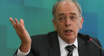 Ações da Petrobras despencam com demissão de Pedro Parente