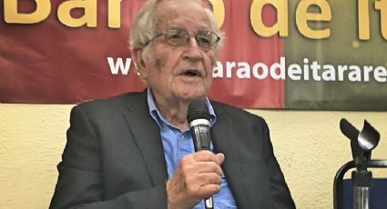 Chomsky: "É inimaginável nos EUA a imprensa apoiar um golpe e não sofrer consequências"