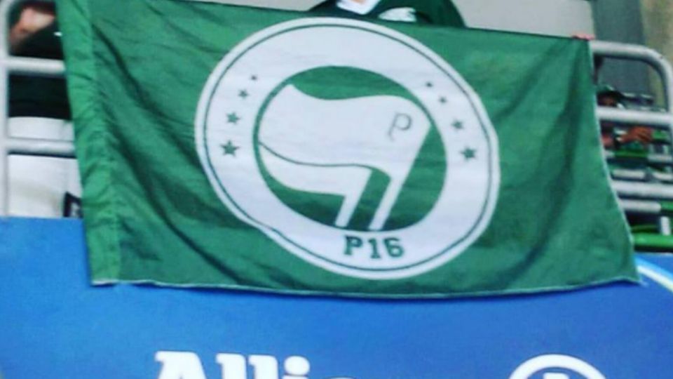 Bandeira do coletivo Palmeiras Antifascista (Divulgação)