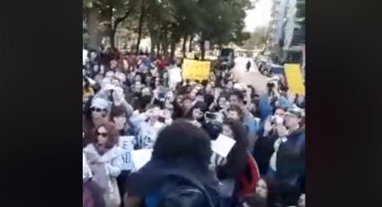 Em Berlim, centenas de mulheres já estão reunidas contra Bolsonaro