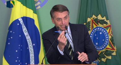 Parece piada, mas não é: Bolsonaro diz que vai usar caneta Compactor, porque Bic é francesa