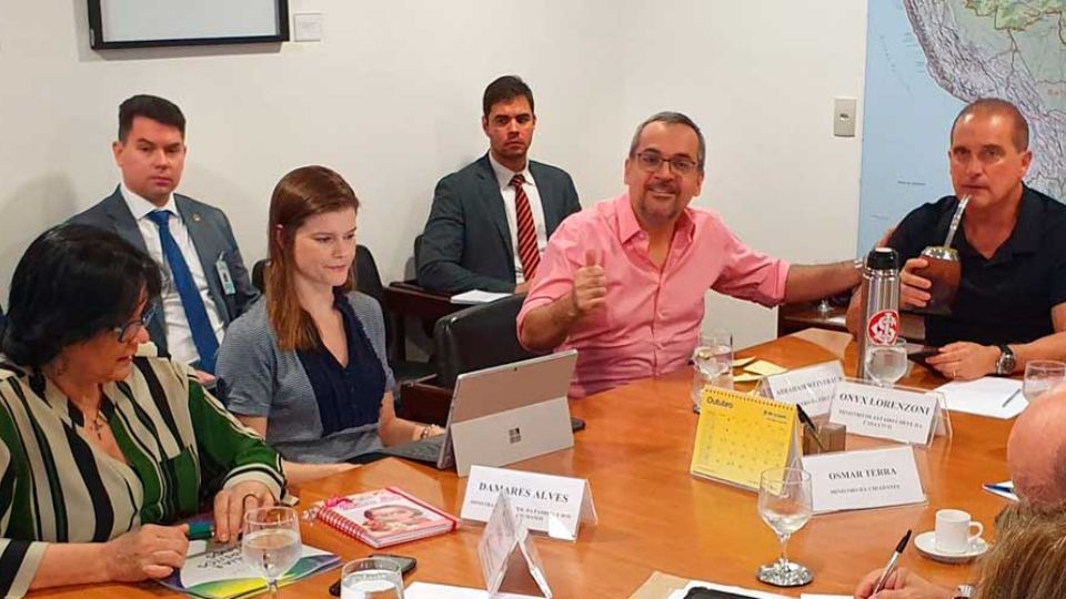 Weintraub em reunião com Onyx Lorenzoni e outros ministros (Reprodução/Twitter)