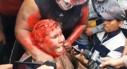 Prefeita do partido de Evo Morales é agredida e humilhada publicamente por opositores