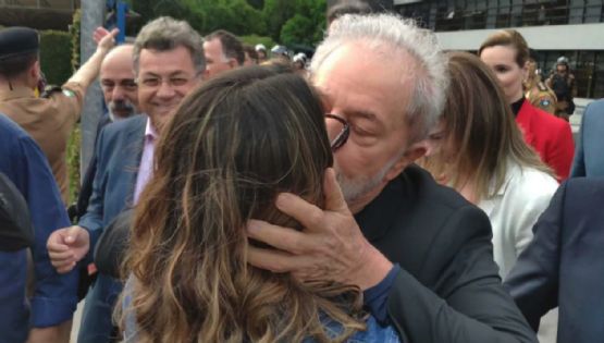 Lula busca nova casa para morar com a namorada, Janja