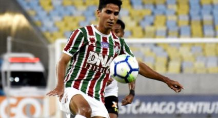 Lateral-direito do Fluminense pergunta: "Ninguém para dar um soco?"