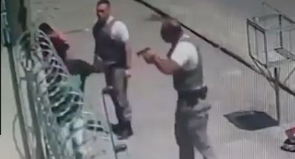 Vídeo: Policiais militares agridem inocentes com socos e chutes em Pelotas