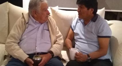 Mujica viaja ao México e encontra Evo Morales